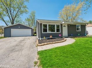 702 Imperial Rd, Valparaiso, IN 46385