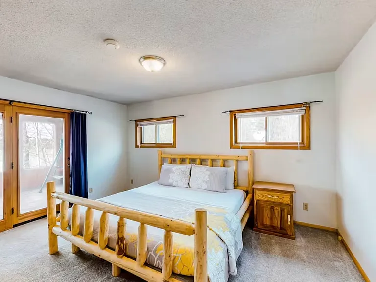 1925 E Mitten Lake Ln — Photo 17