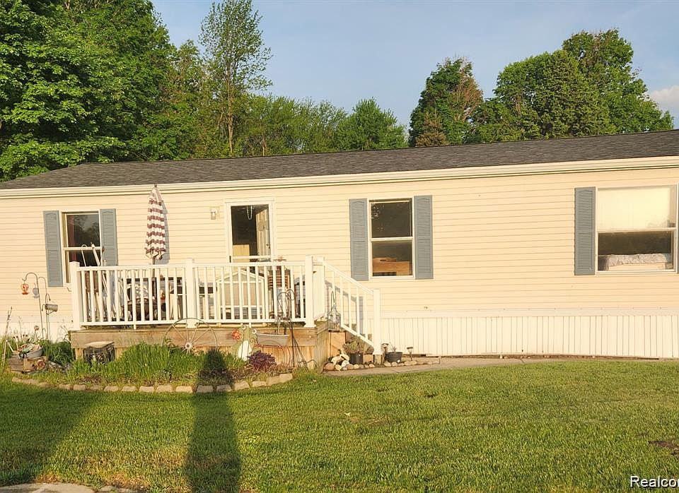 1st image of 4101 S Sheridan Rd #601