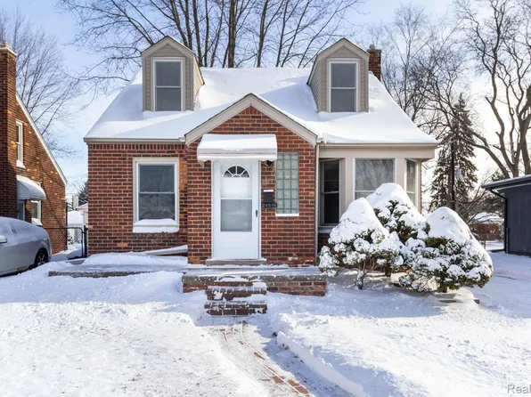24536 Rosebud Ave, Eastpointe, MI 48021