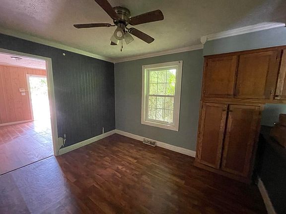 14th image of this home