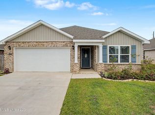 10119 Woodbury Dr, Gulfport, MS 39503