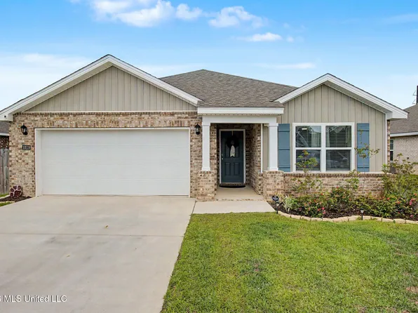10119 Woodbury Dr, Gulfport, MS 39503