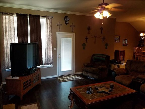 2nd image of 204 Aster Dr