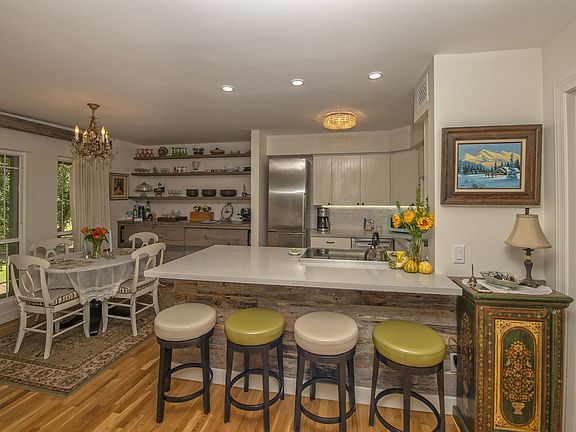 4th image of 5225 N 24th St APT 205