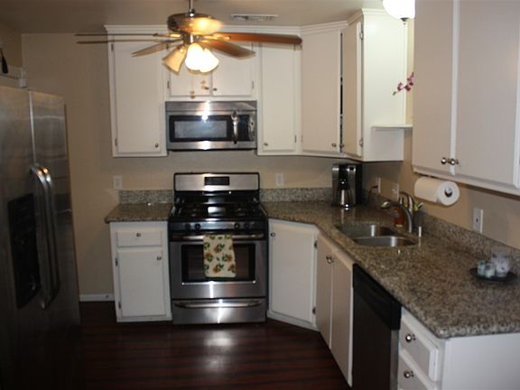 3rd image of 1210 Evelyn St