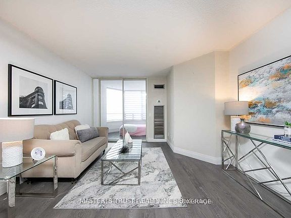 5th image of 7 Bishop Ave #306