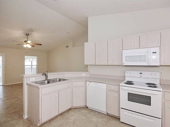 4th image of 540 Dove Ct
