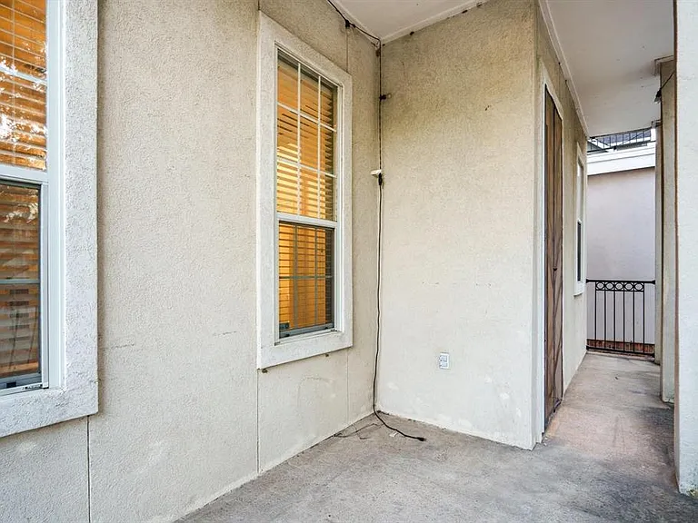 5836 La Vista Dr — Photo 18