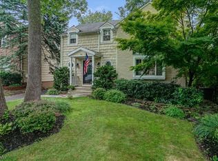 748 Ridgewood Rd, Millburn, NJ 07041
