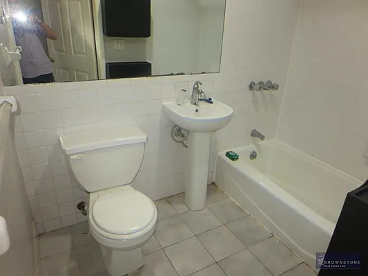 Rented by MSJ Properties | media 58