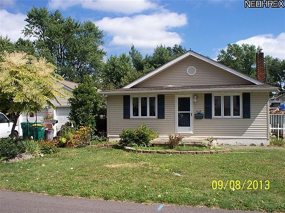 2nd image of 6269 Iroquois Trl