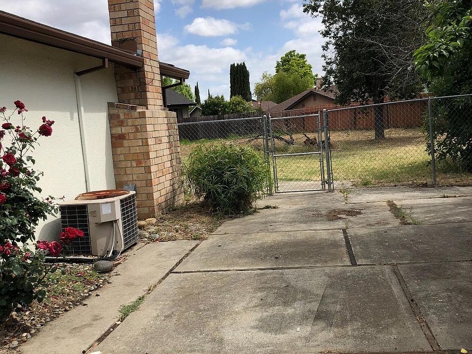 2nd image of 8187 Heflin Ct