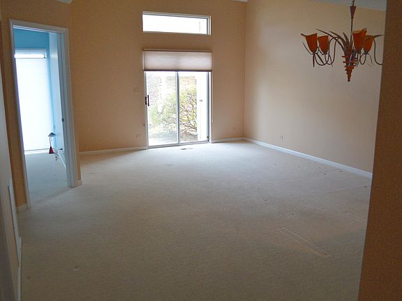 5th image of 1034 Courtland Dr