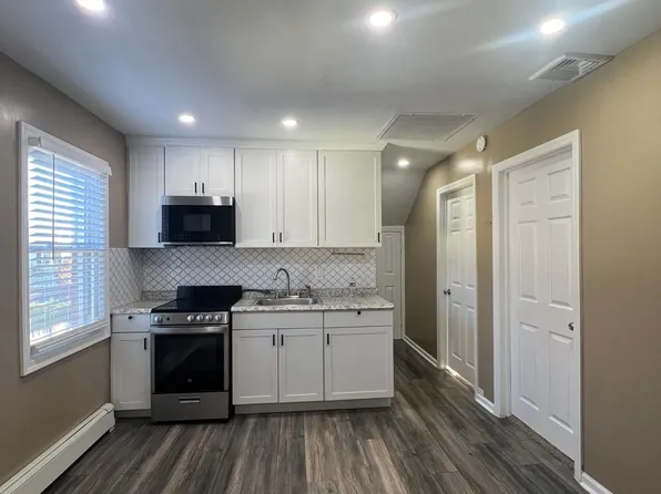 (undisclosed Address), Westbury, NY 11590