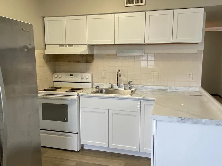 1432 Wabash Ave #1B — Photo 2
