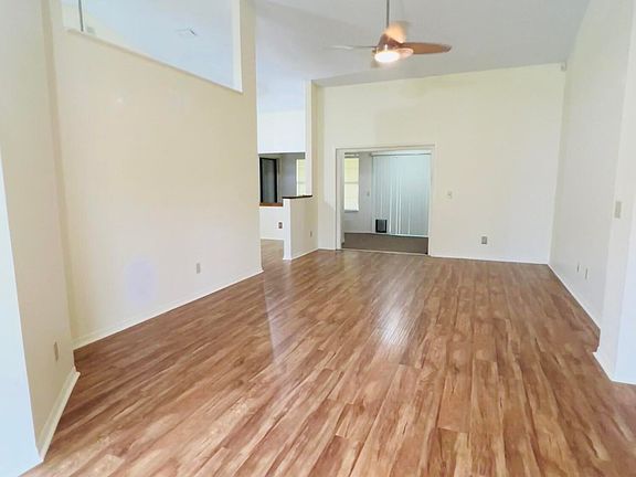 4th image of 20217 Macon Pkwy