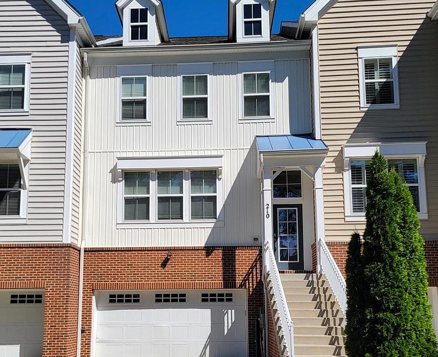 1st image of 210 Oyster Bay Pl #C2
