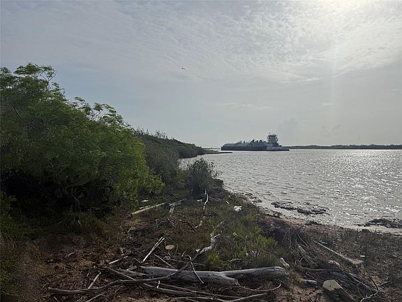 2nd image of County Road 259