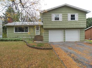 204 Marsh Dr, Syracuse, NY 13214