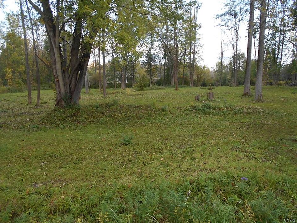 2nd image of 2490 Coulter Cove Rd