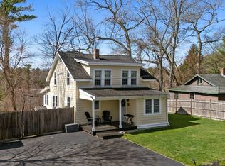 2 Pine Grove Rd, Westford, MA 01886