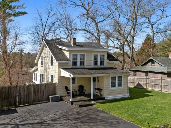 2 Pine Grove Rd, Westford, MA 01886