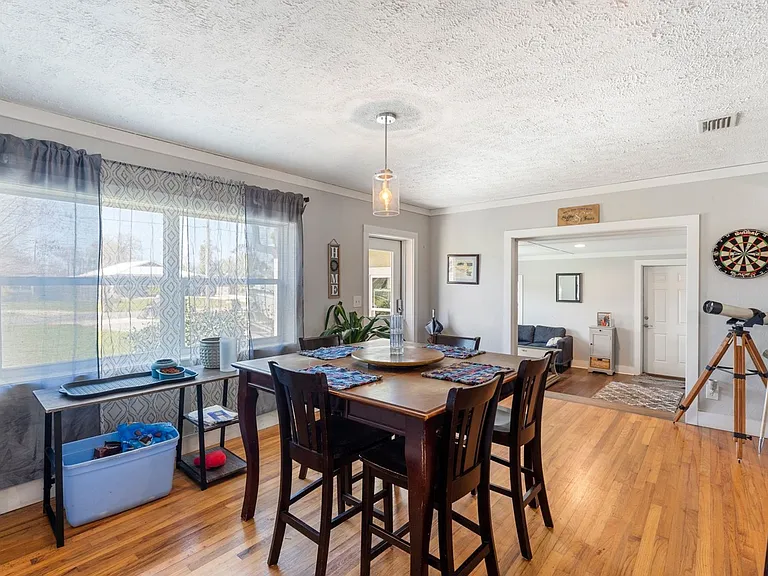 907 Garrison Ave — Photo 23