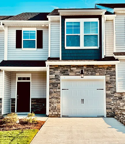1396 Amberview Ln Photo 1