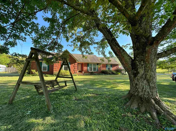 16 Whitt Earwood Rd, Joppa, AL 35087