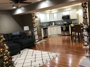 3154 Putnam Ave, Hurricane, WV 25526