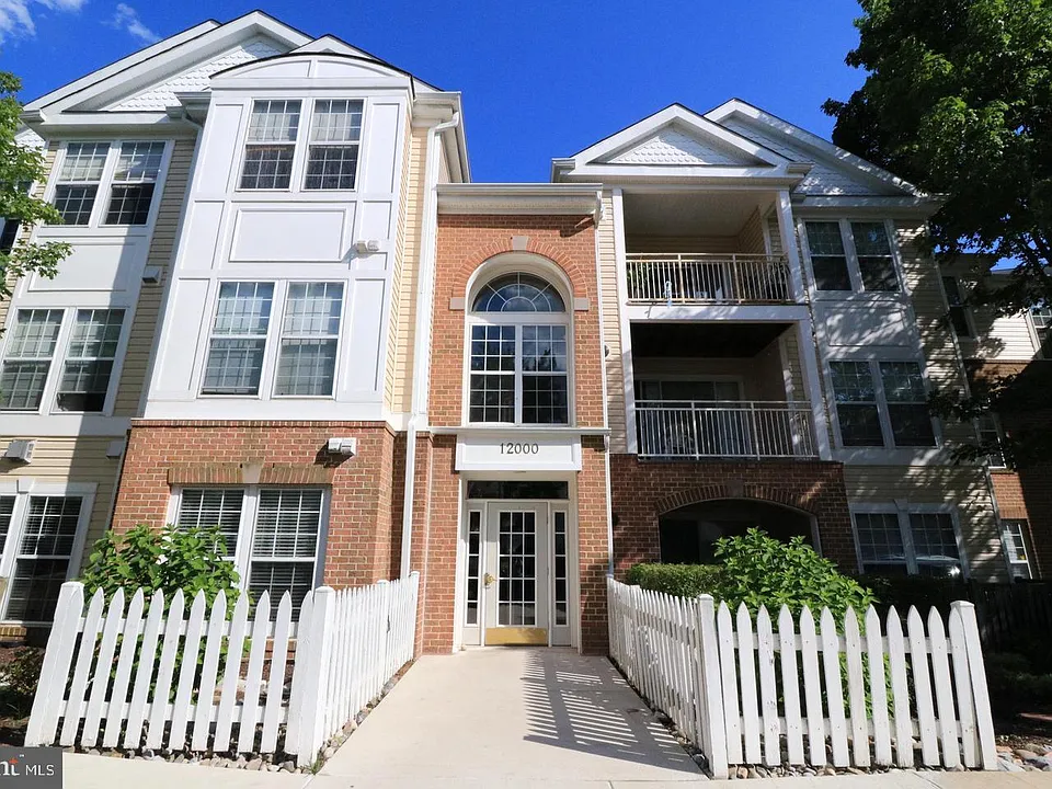 12000 Amber Ridge Cir #A-202