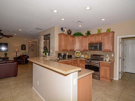 4th image of 22522 N Padaro Dr