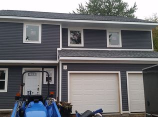 3855 Iris Dr, Waterford, MI