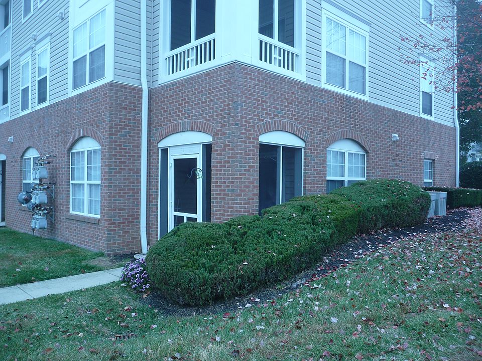 Ground Floor Corner Unit