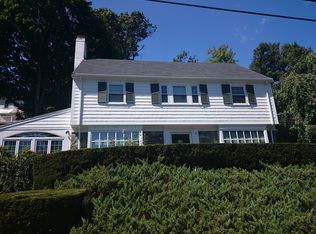 29 Hillcroft Rd, Jamaica Plain, MA 02130