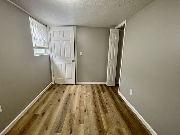 2nd image of 1902 N Bancroft St #2
