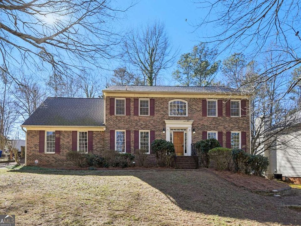 1st image of 241 Sarah Ln