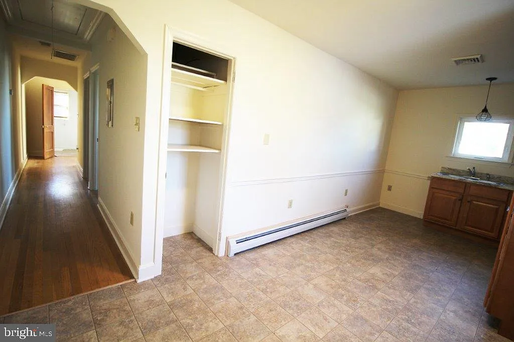 1 bed, 500 sqft, $950 — Photo 4