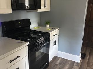 574 Oakwood Ave #1, East Aurora, NY 14052