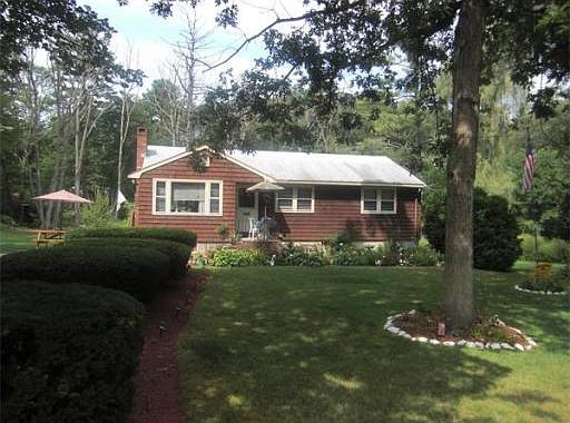 2nd image of 43 Jacquith Rd