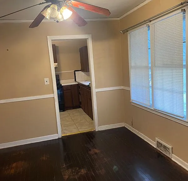 7228 Tracy Ave — Photo 3