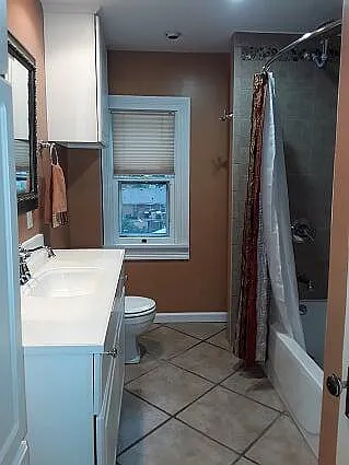 1846 Bennett St — Photo 5