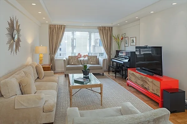 Sold by Kleier Residential | media 18