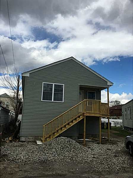 1st image of 17 Dorchester Ave