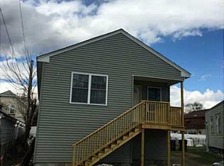 17 Dorchester Ave, Providence, RI 02909
