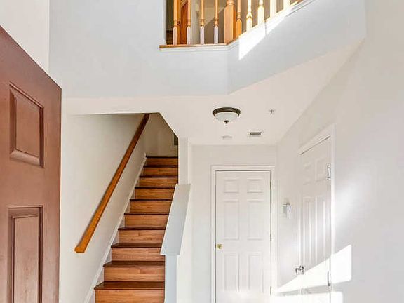 3rd image of 4138 Brown Bark Cir