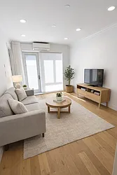 25-10 38th Avenue, #7C