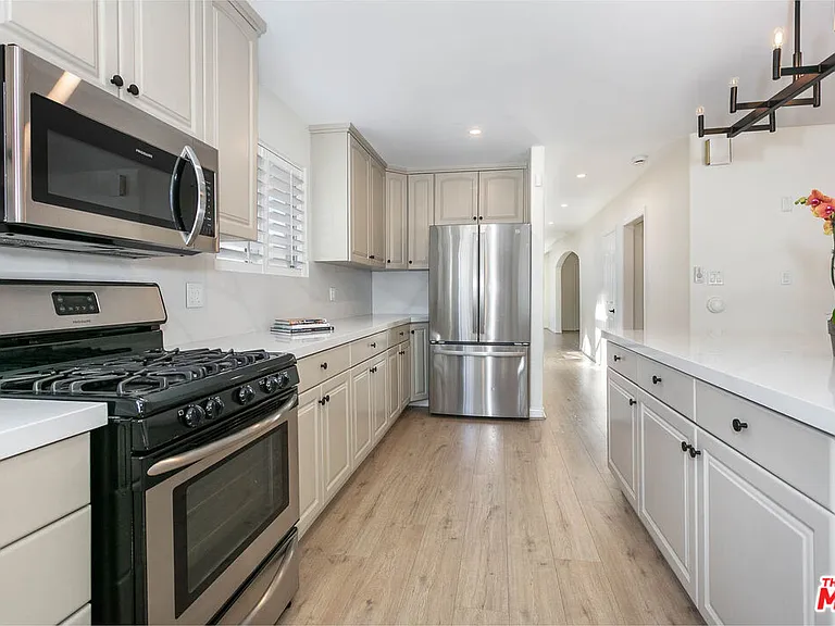 2914 Castle Heights Ave — Photo 8