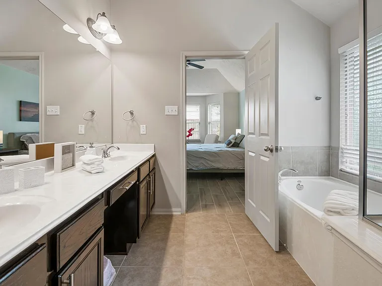 21930 Cascade Hollow Ln — Photo 30